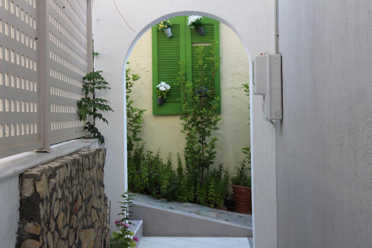 Carolina Apartments Crete Agia Pelagia Екстериор снимка