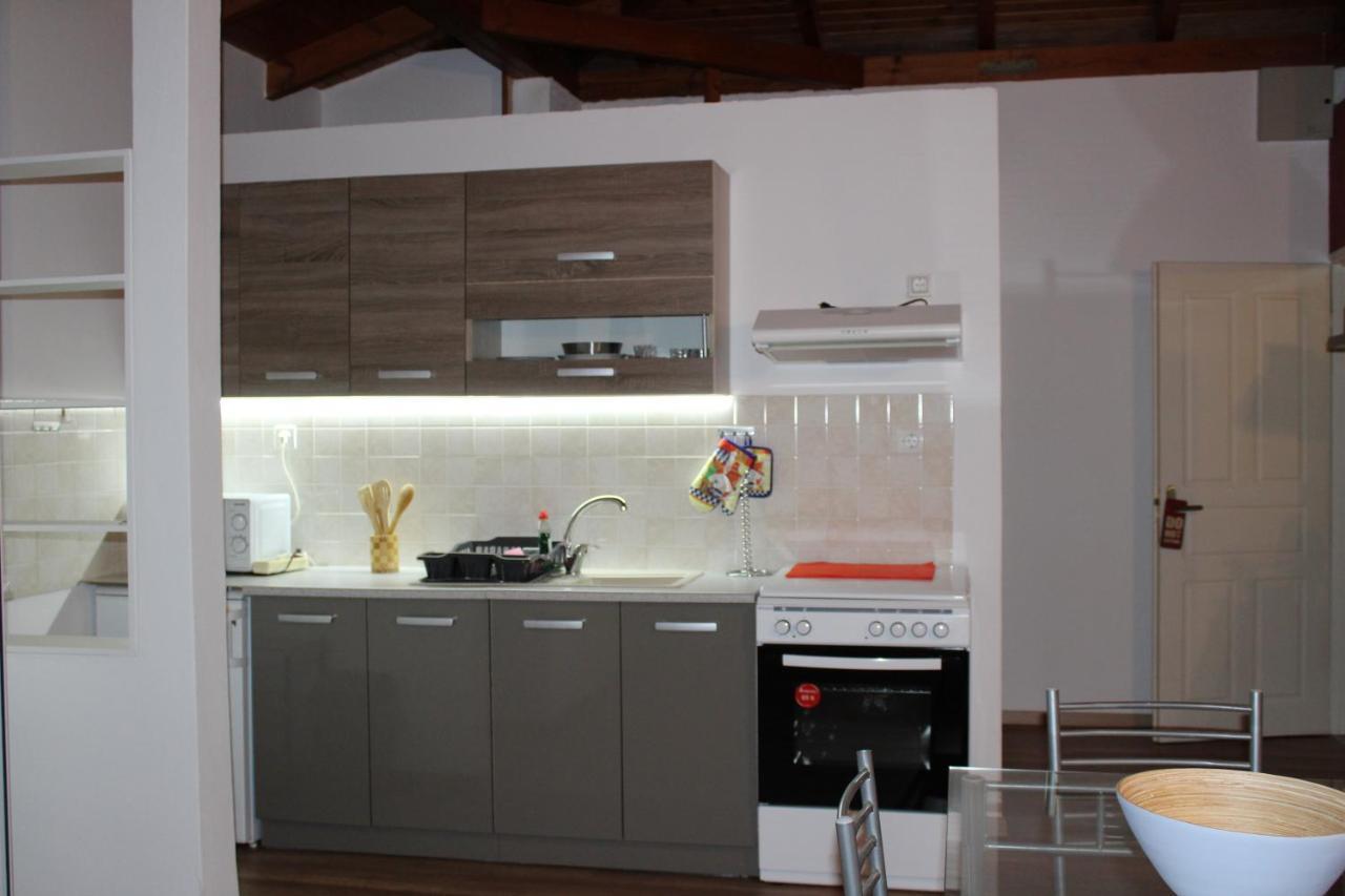 Carolina Apartments Crete Agia Pelagia Екстериор снимка
